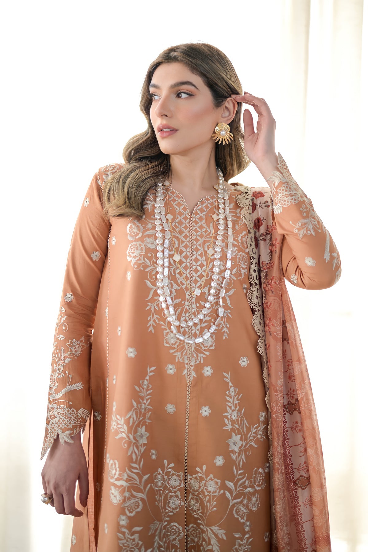 PEACH SAND LUXURY LAWN EMBROIDERED SET - NEL-24614 Zaib