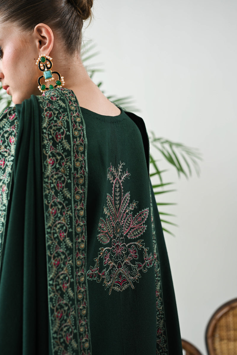 DEEP EMERALD LUXURY EMBROIDERED KARANDI SET (NEL-24637) Zaib