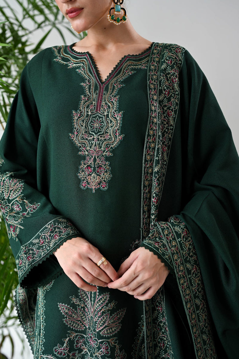 DEEP EMERALD LUXURY EMBROIDERED KARANDI SET (NEL-24637) Zaib