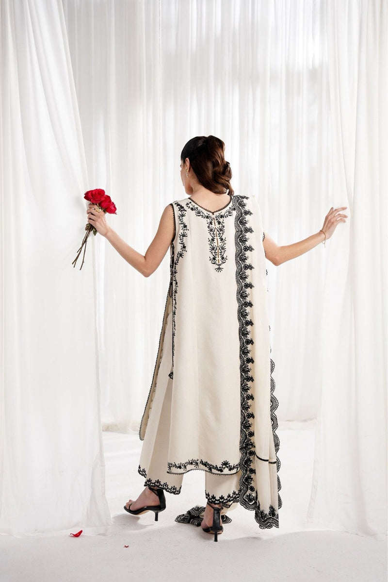 IVORY & BLACK LUXURY EMBROIDERED 3PCS SET NPA3-25422 (EID 2025 READY TO WEAR)