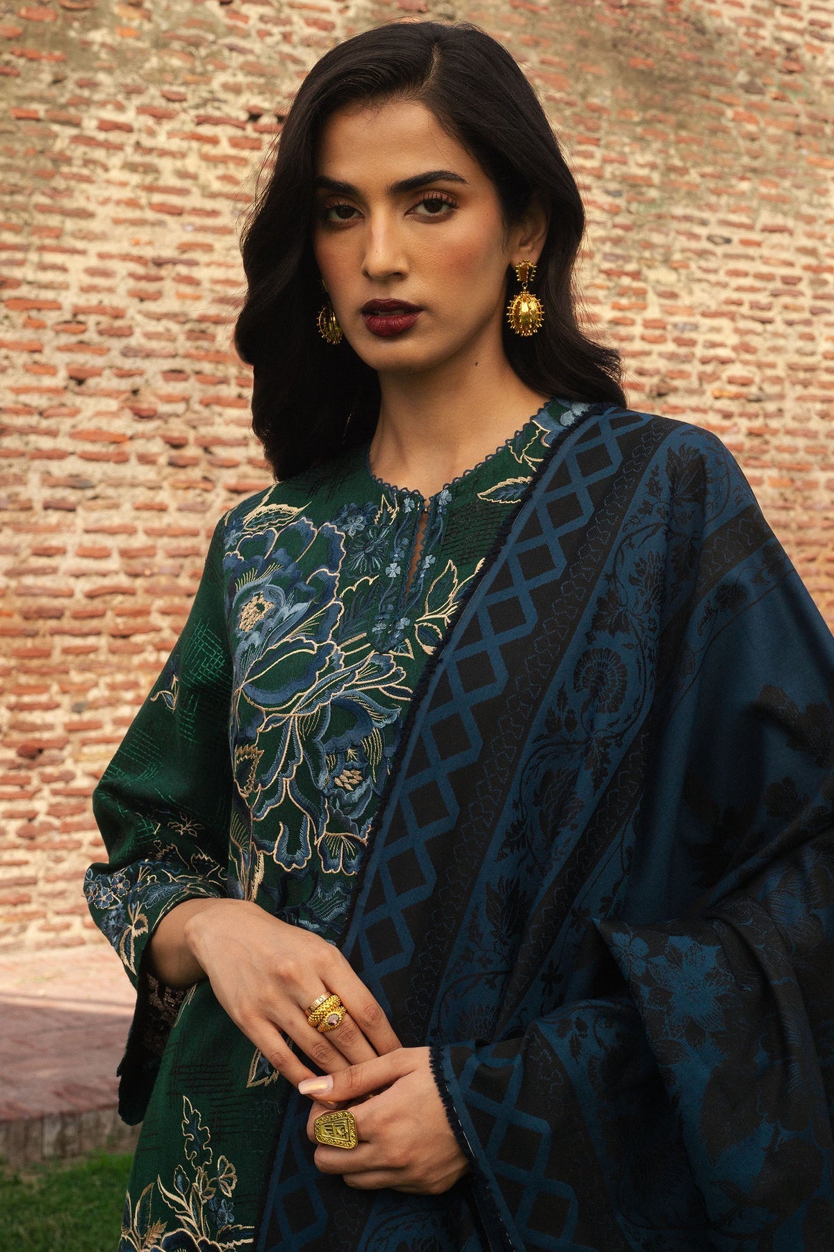 MINA-D7 Zara Shahjahan